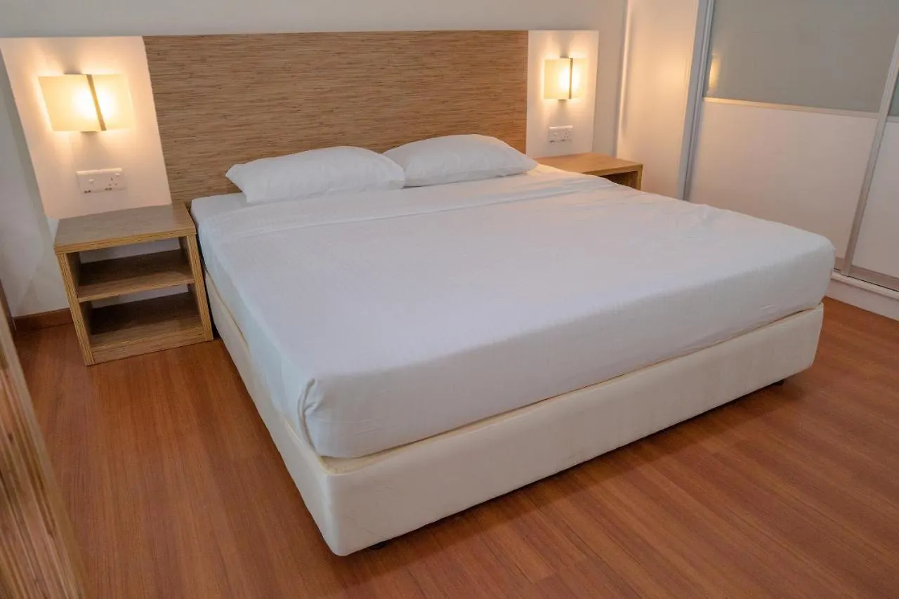 The Ceo Executive Suites 바얀레파스