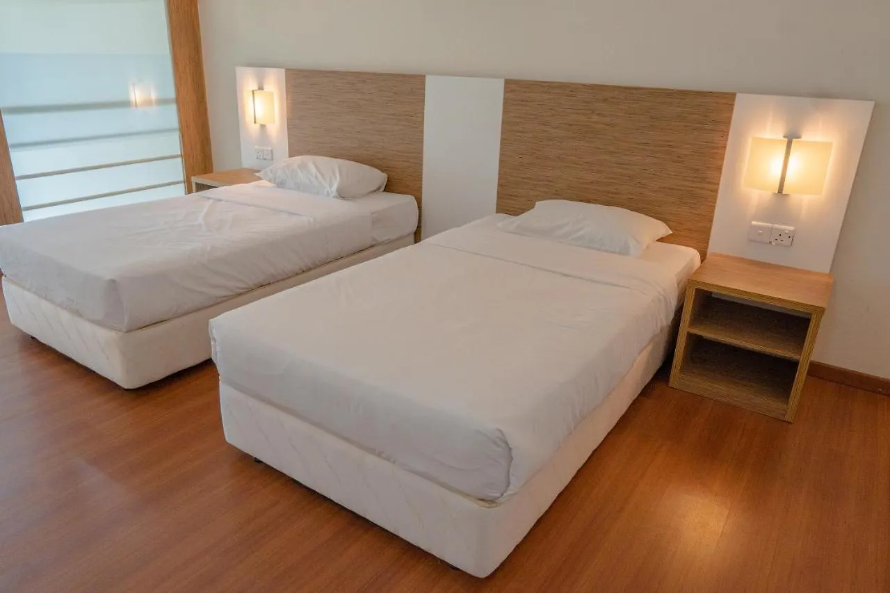 The Ceo Executive Suites 바얀레파스 아파트