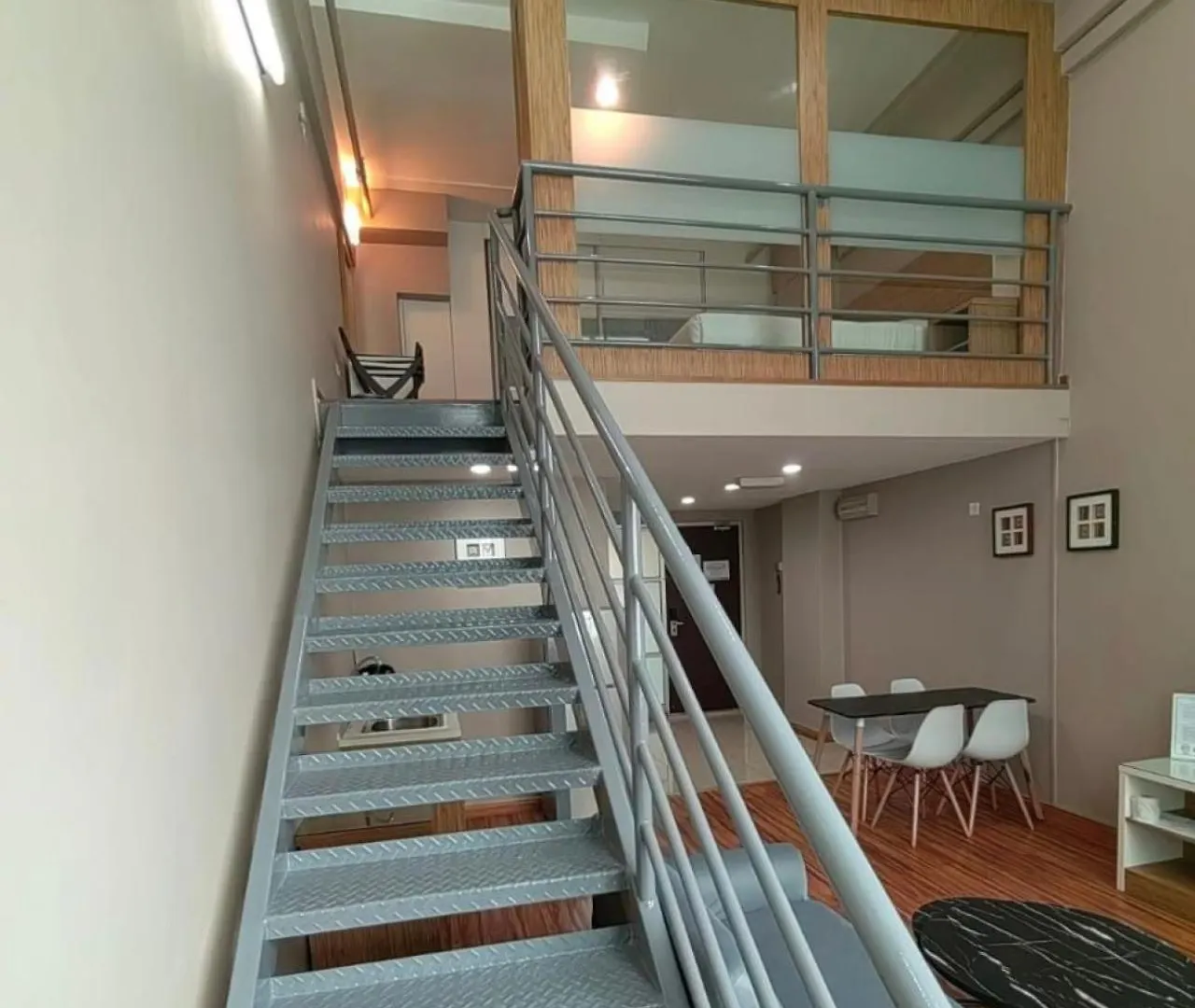 The Ceo Executive Suites 바얀레파스 아파트